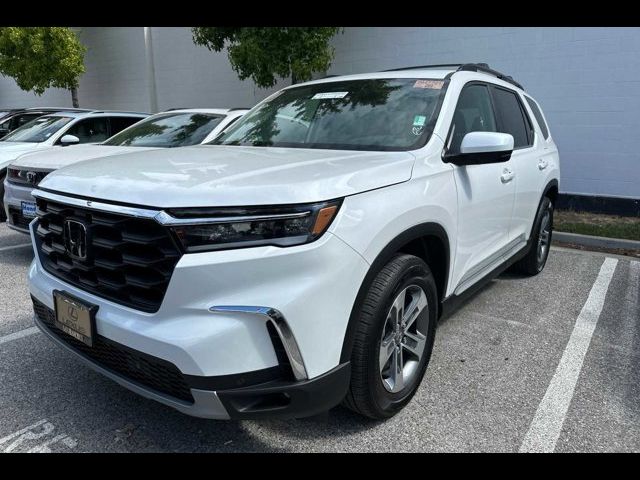 2023 Honda Pilot EX-L 8 Passenger