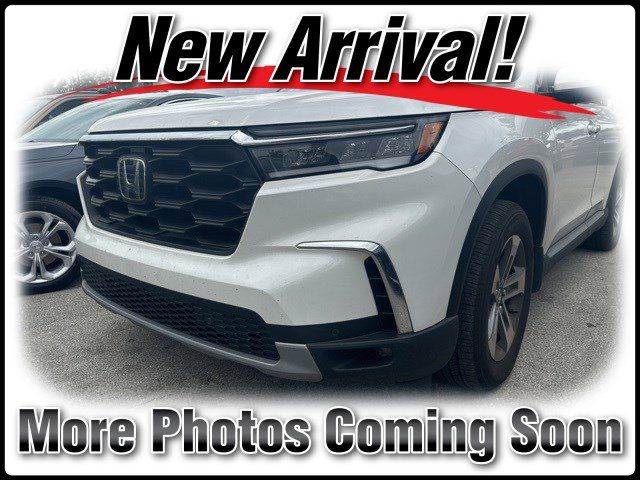 2023 Honda Pilot EX-L 8 Passenger