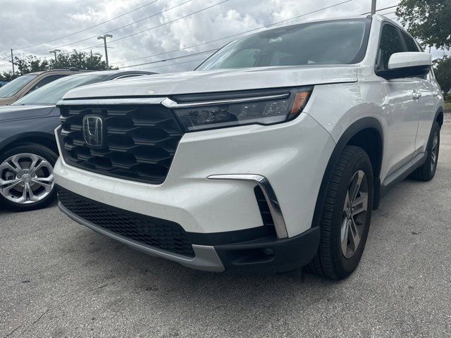 2023 Honda Pilot EX-L 8 Passenger