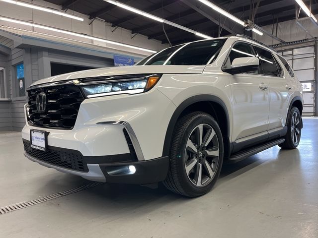 2023 Honda Pilot Elite