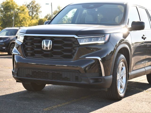 2023 Honda Pilot LX