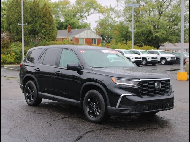 2023 Honda Pilot LX