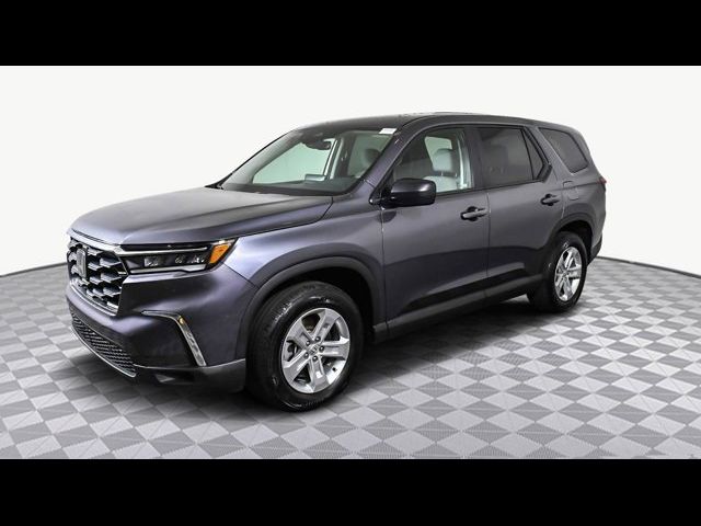 2023 Honda Pilot LX