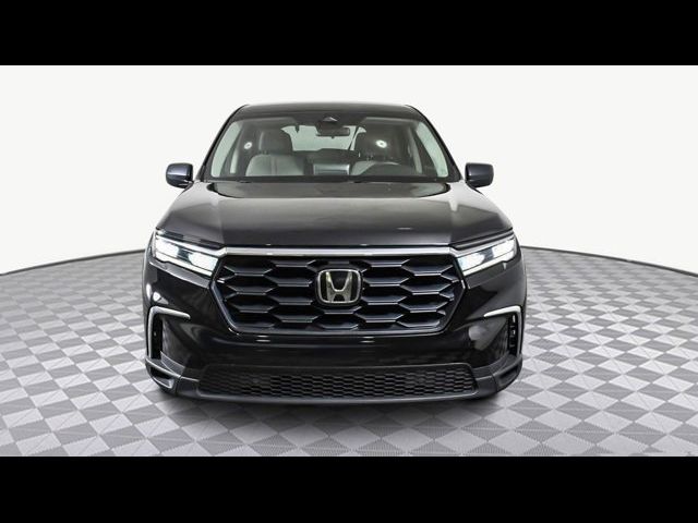 2023 Honda Pilot LX