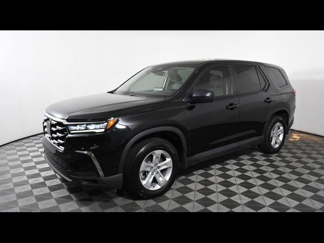 2023 Honda Pilot LX