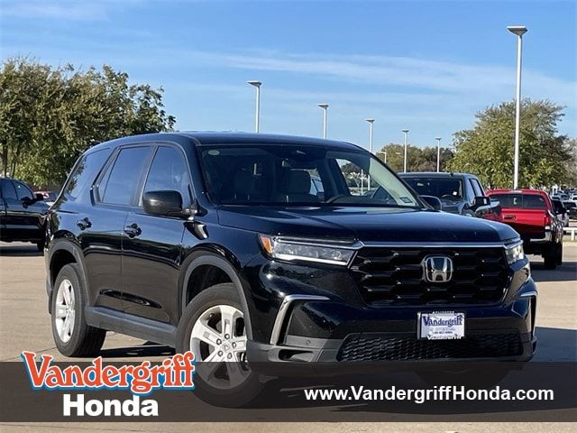 2023 Honda Pilot LX