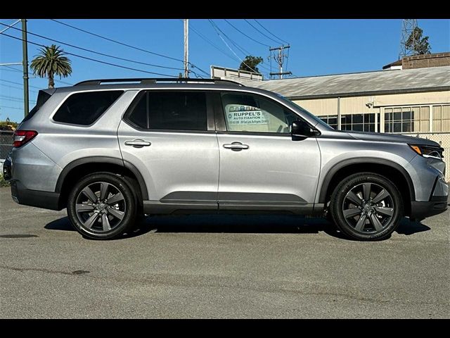 2023 Honda Pilot Sport