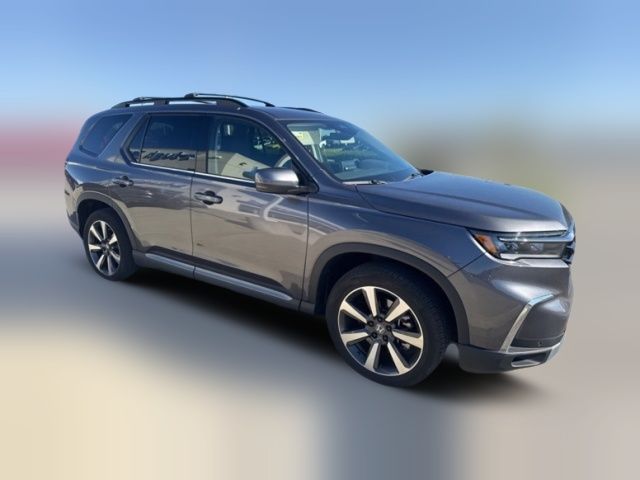 2023 Honda Pilot Touring