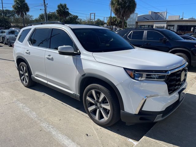 2023 Honda Pilot Touring