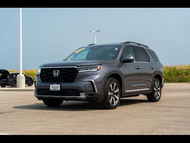 2023 Honda Pilot Touring