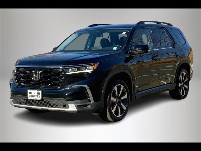 2023 Honda Pilot Touring