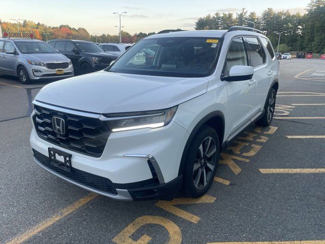 2023 Honda Pilot Touring