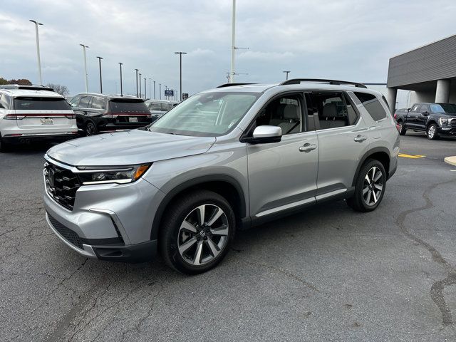 2023 Honda Pilot Touring