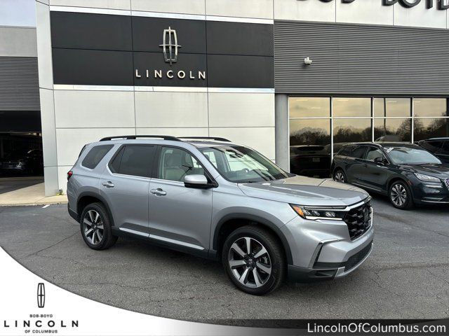 2023 Honda Pilot Touring