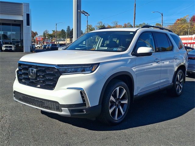 2023 Honda Pilot Touring