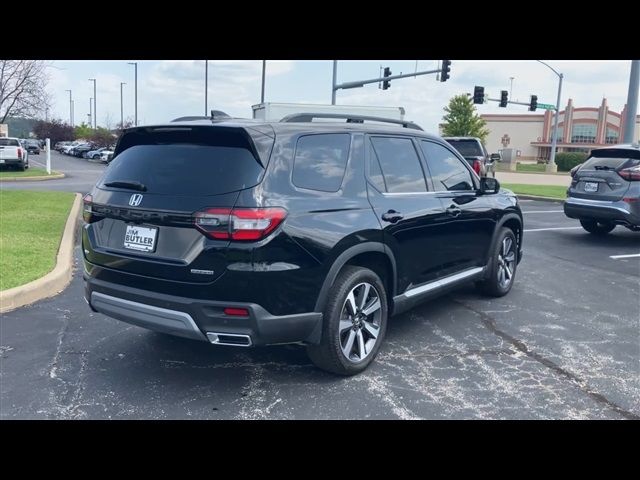 2023 Honda Pilot Touring