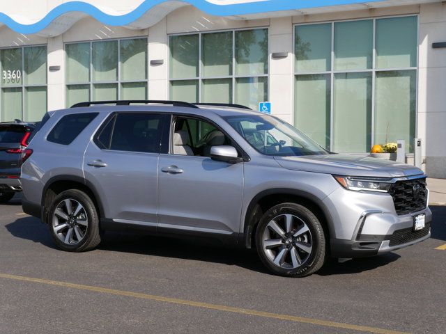 2023 Honda Pilot Touring