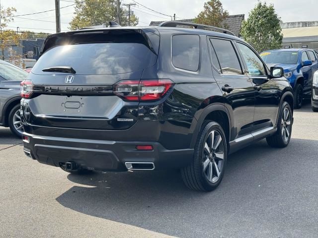 2023 Honda Pilot Touring