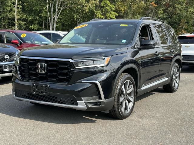 2023 Honda Pilot Touring