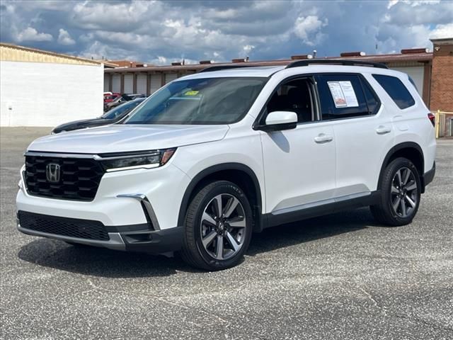 2023 Honda Pilot Touring