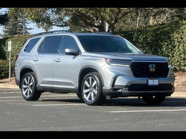 2023 Honda Pilot Touring