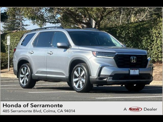 2023 Honda Pilot Touring