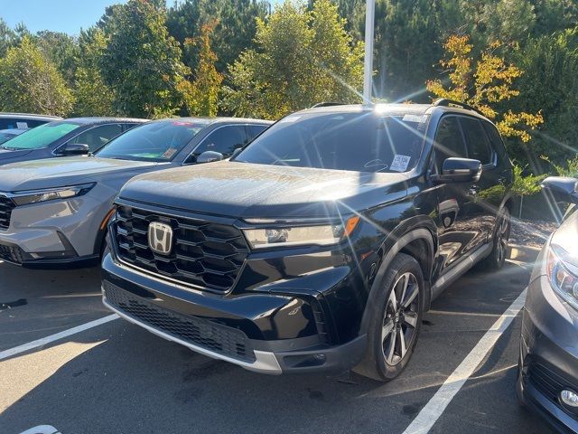 2023 Honda Pilot Touring