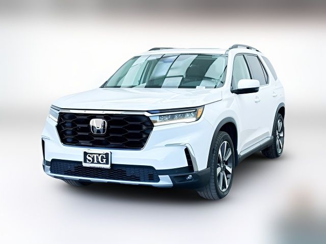 2023 Honda Pilot Touring