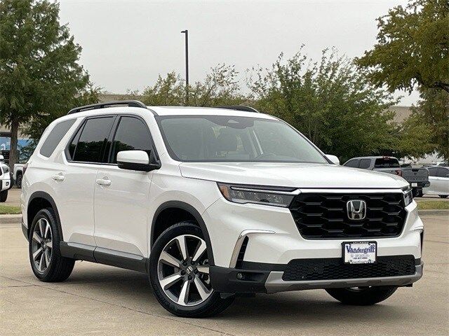 2023 Honda Pilot Touring