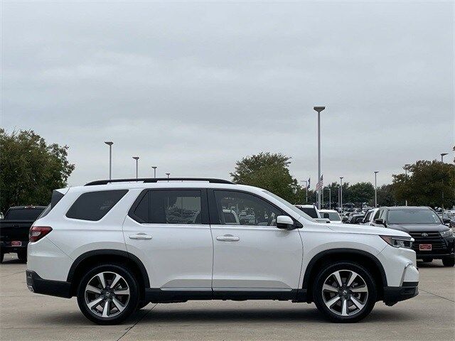 2023 Honda Pilot Touring