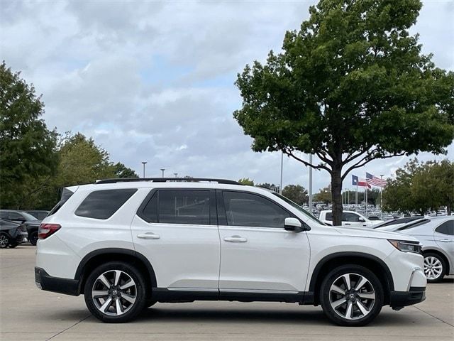 2023 Honda Pilot Touring