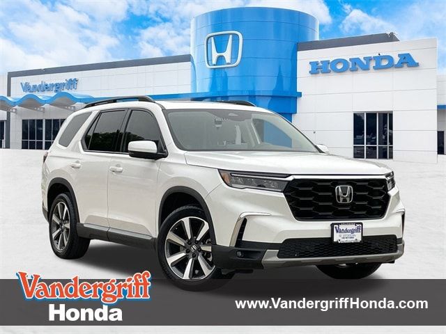 2023 Honda Pilot Touring