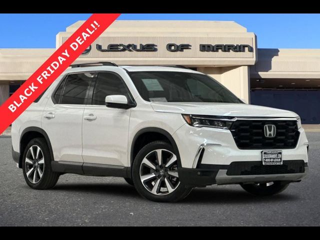 2023 Honda Pilot Touring