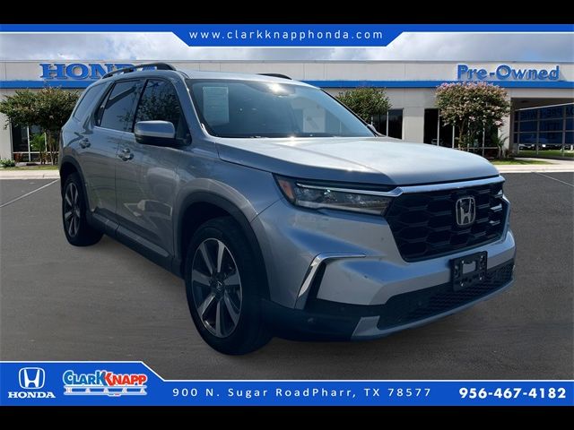 2023 Honda Pilot Touring