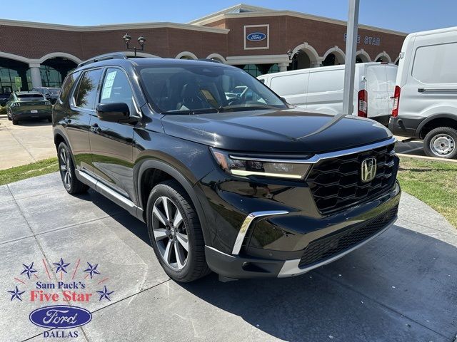 2023 Honda Pilot Touring