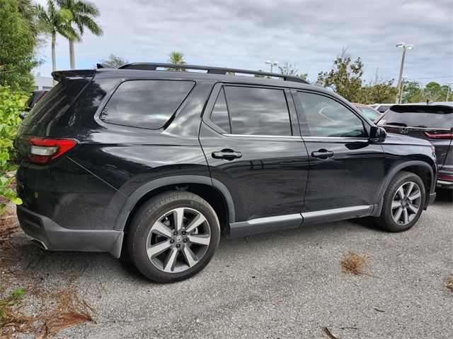 2023 Honda Pilot Touring