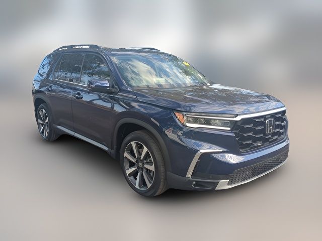 2023 Honda Pilot Touring