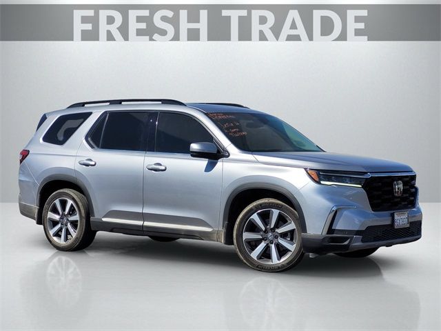 2023 Honda Pilot Touring