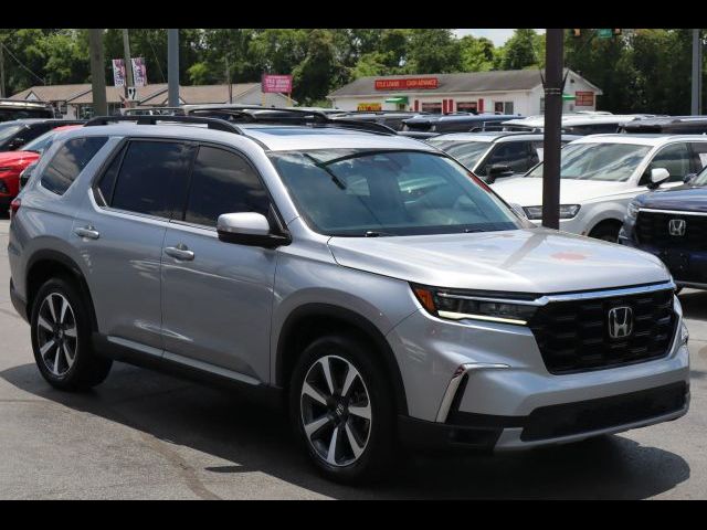 2023 Honda Pilot Touring