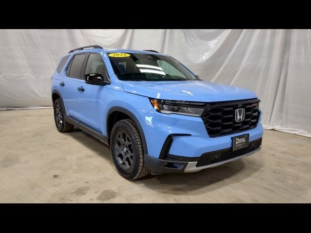 2023 Honda Pilot TrailSport