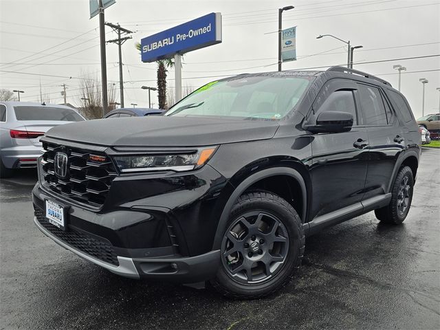 2023 Honda Pilot TrailSport