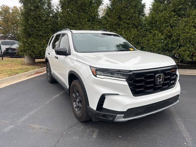 2023 Honda Pilot TrailSport