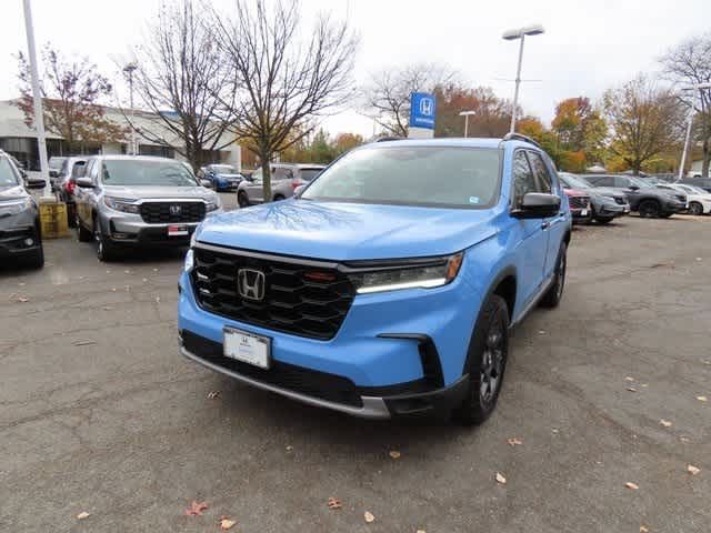 2023 Honda Pilot TrailSport