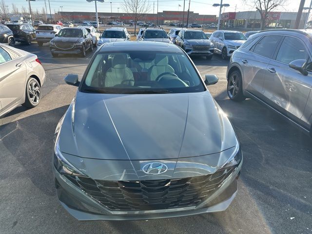 2023 Hyundai Elantra Limited