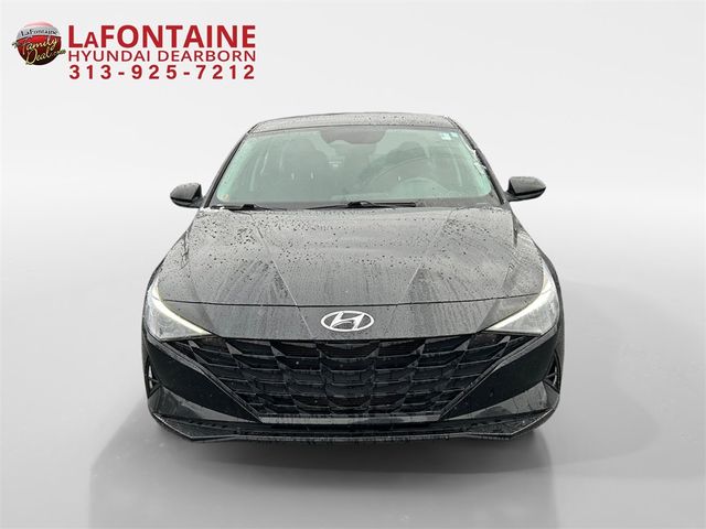 2023 Hyundai Elantra SE