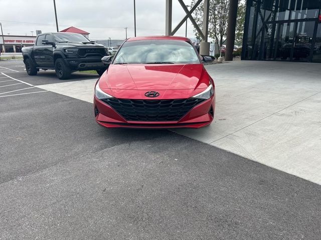 2023 Hyundai Elantra SE