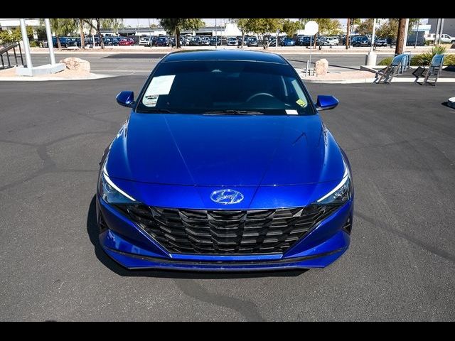 2023 Hyundai Elantra SE