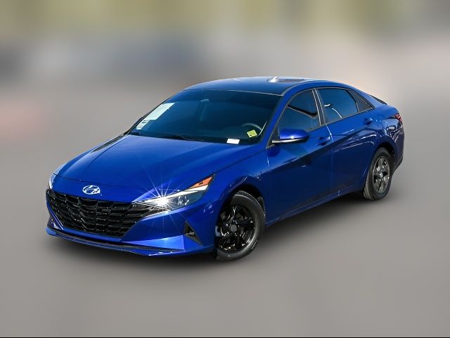 2023 Hyundai Elantra SE