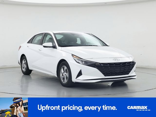 2023 Hyundai Elantra SE