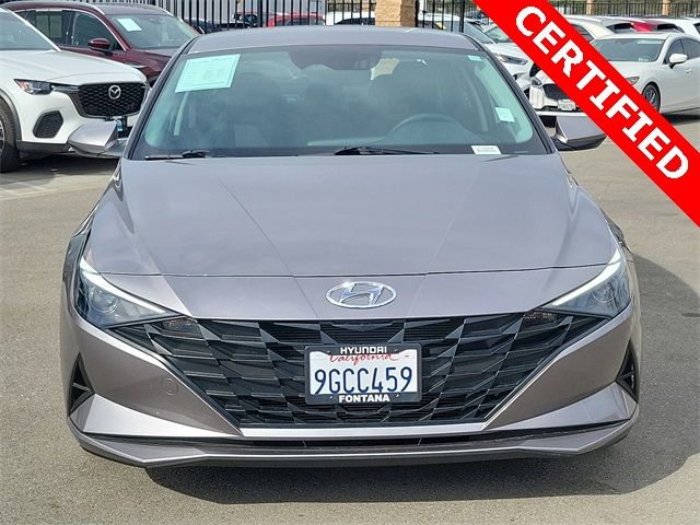 2023 Hyundai Elantra SE